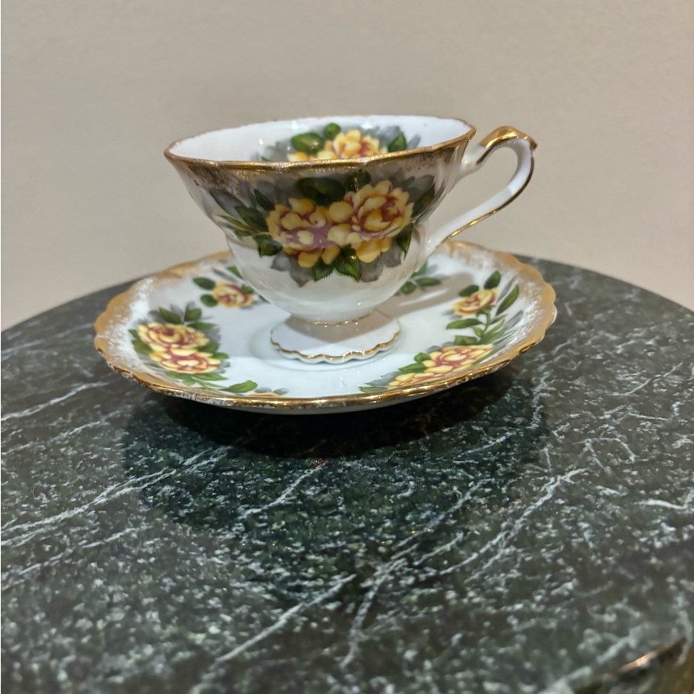 Vintage Floral Teacup and Saucer Set - Yellow Rose Motif
